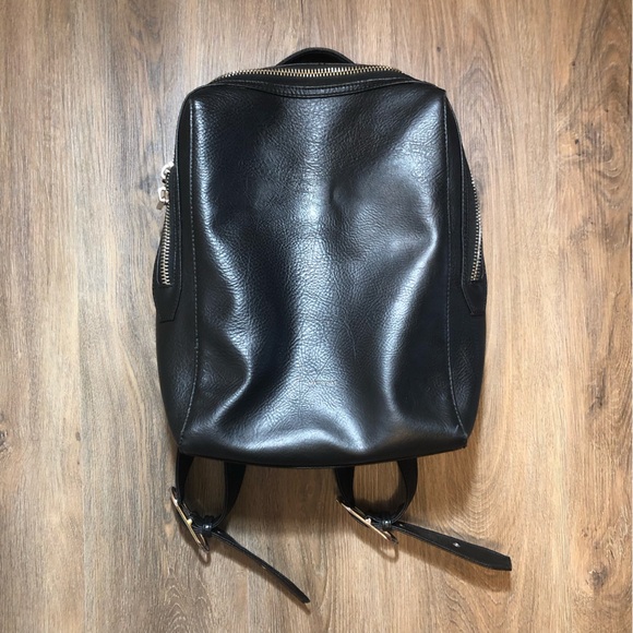 Matt & Nat Vegan Leather Alex Backpack - Picture 4 of 17